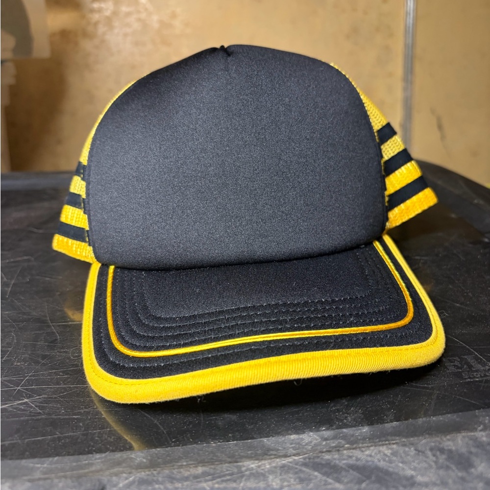 Black & Yellow Trucker Cap - Men's Casual Mesh Hat NWT Stranger Things